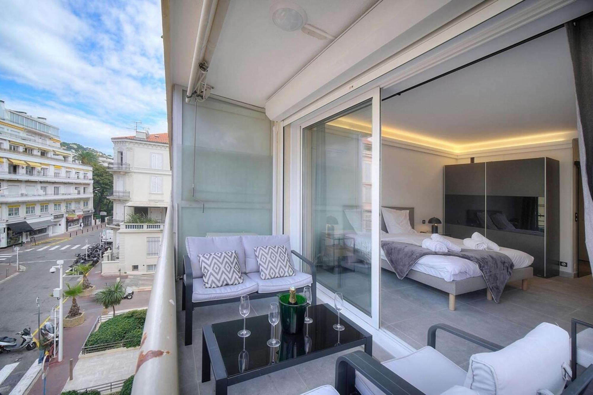 Cannes Luxury Rental - Stunning Apartment With Terrace To Rent Grand Hotel Exterior foto